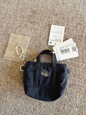 Lululemon Black Daily Multi-Pocket Nano Tote with Tags